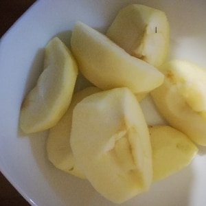 リンゴの剥き方と変色防止
